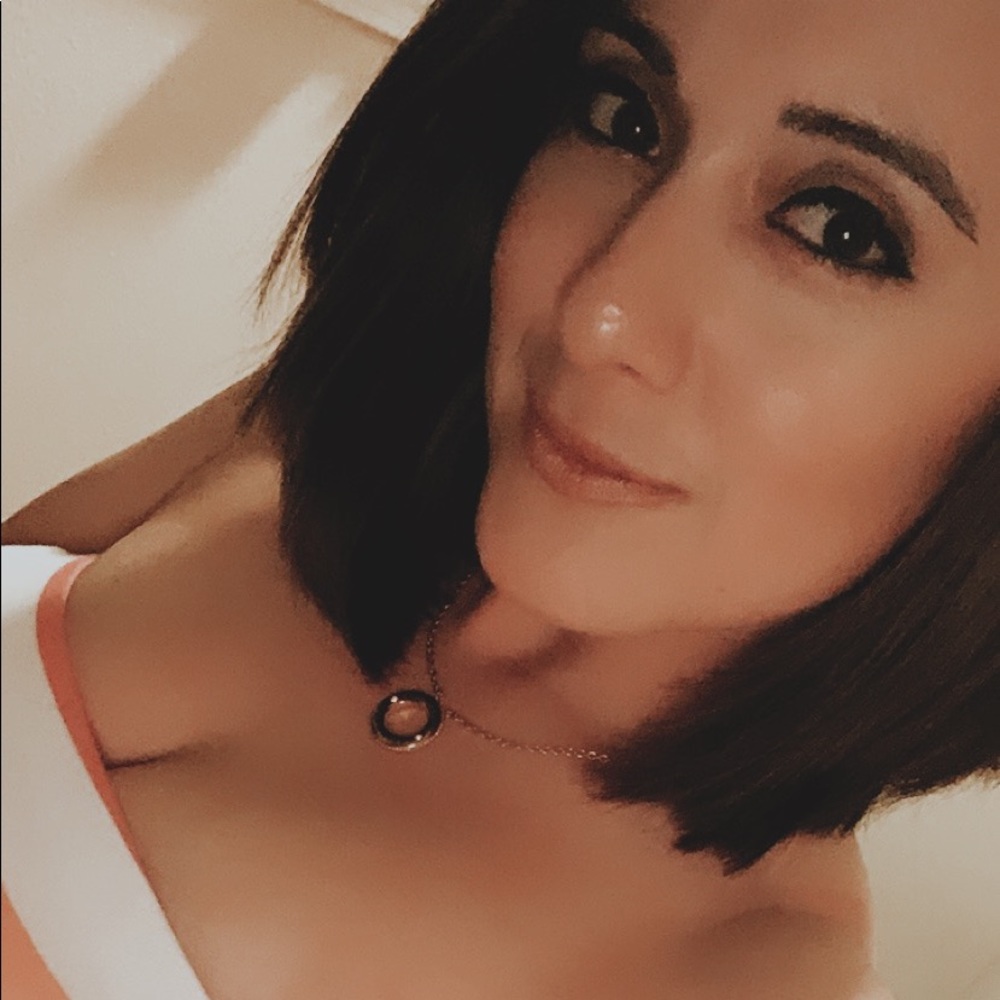 Meet your Posher, Erika